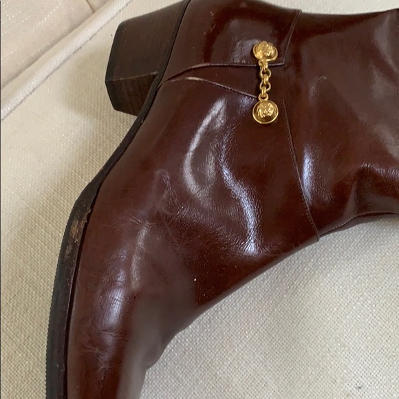 Boots - Picture 7 of 8